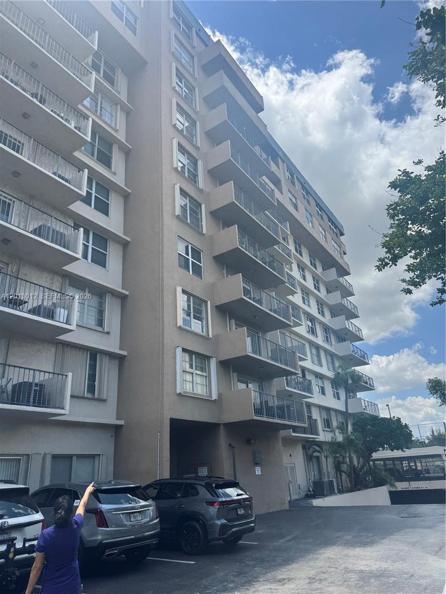 1625 SE 10th Ave 804