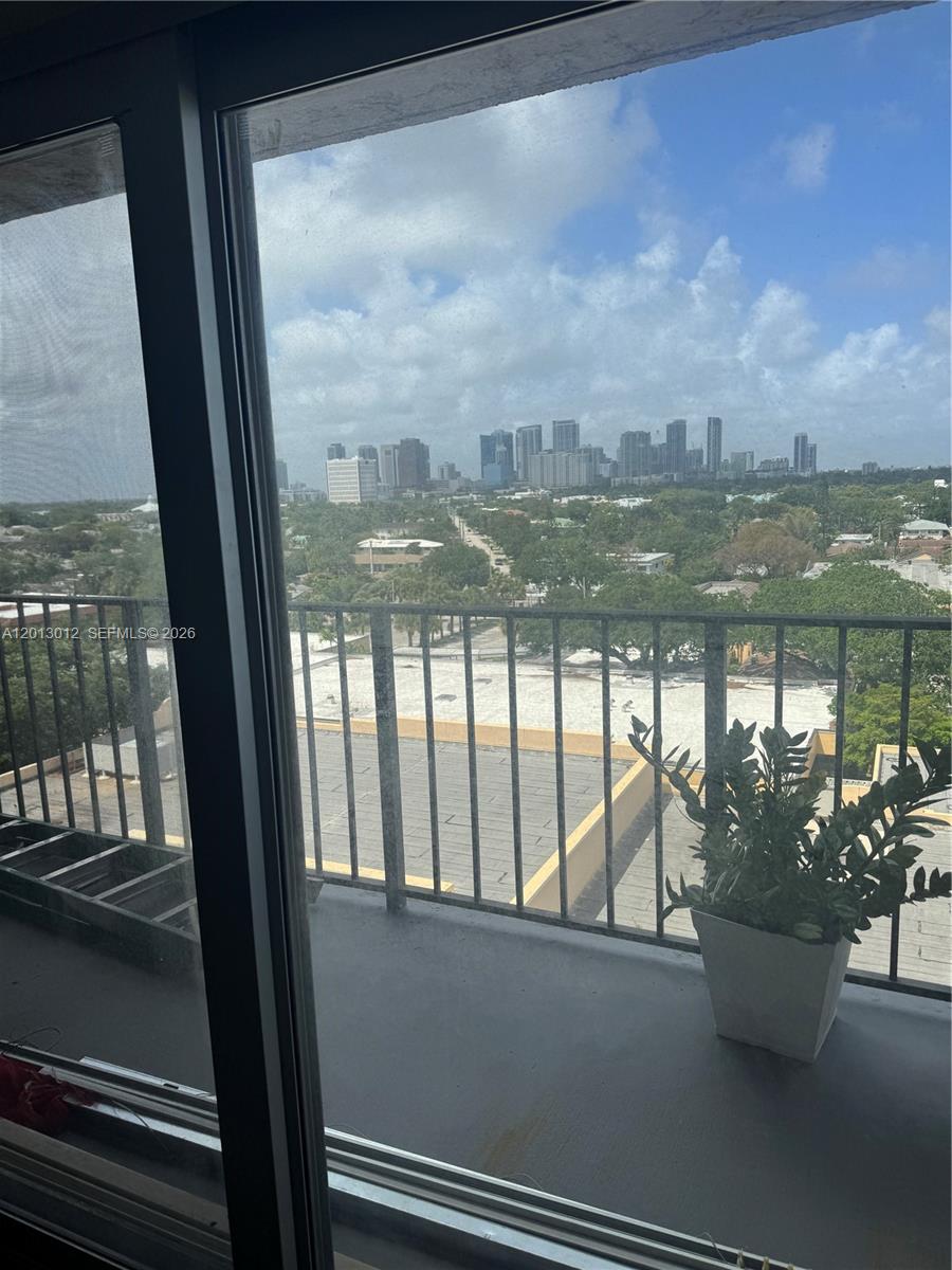 RUNAWAY BAY CONDO - Residential
