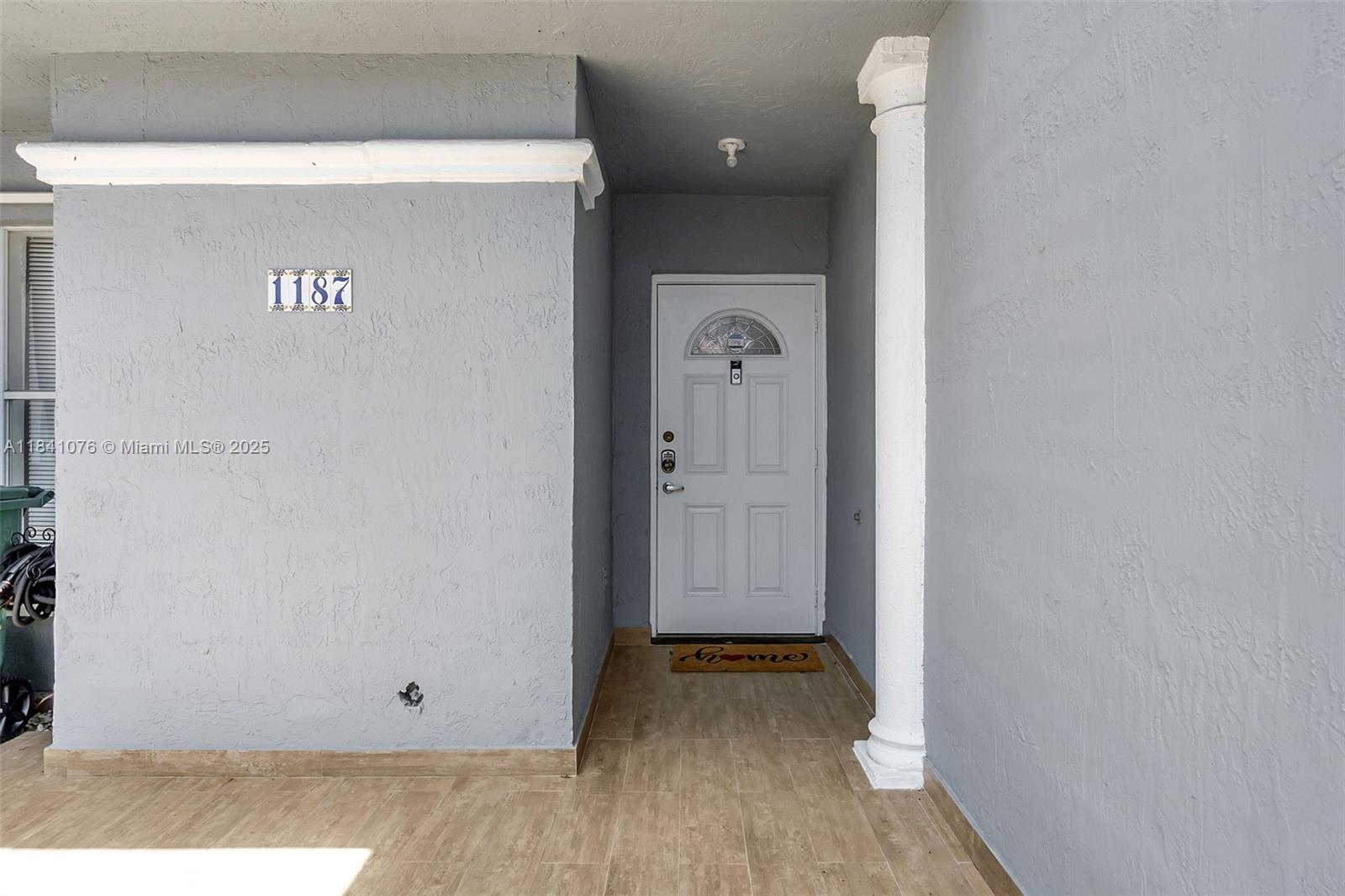 MARINA REAL CONDO NO 5 - Residential