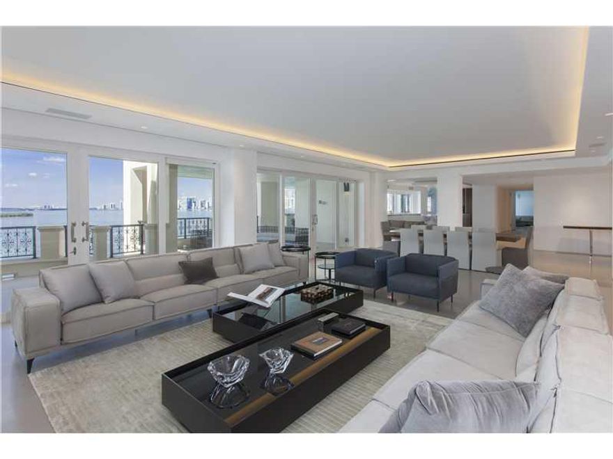 No expense spared in this impeccably renovated Bayview residence with stunning views. Features an expansive open layout with spacious living, dining & family areas & exquisite marble & French oak floors. Open Chef's kitchen w/top appliances & quartz cente r island.  Sumptuous master suite w/office and magnificent master bath with his/her glass rainshower & circular sunken tub. Maintenance fee is +/-$3,415 per month. FICA is $6,293 per quarter. Special assessment: $3,303.36 per month.