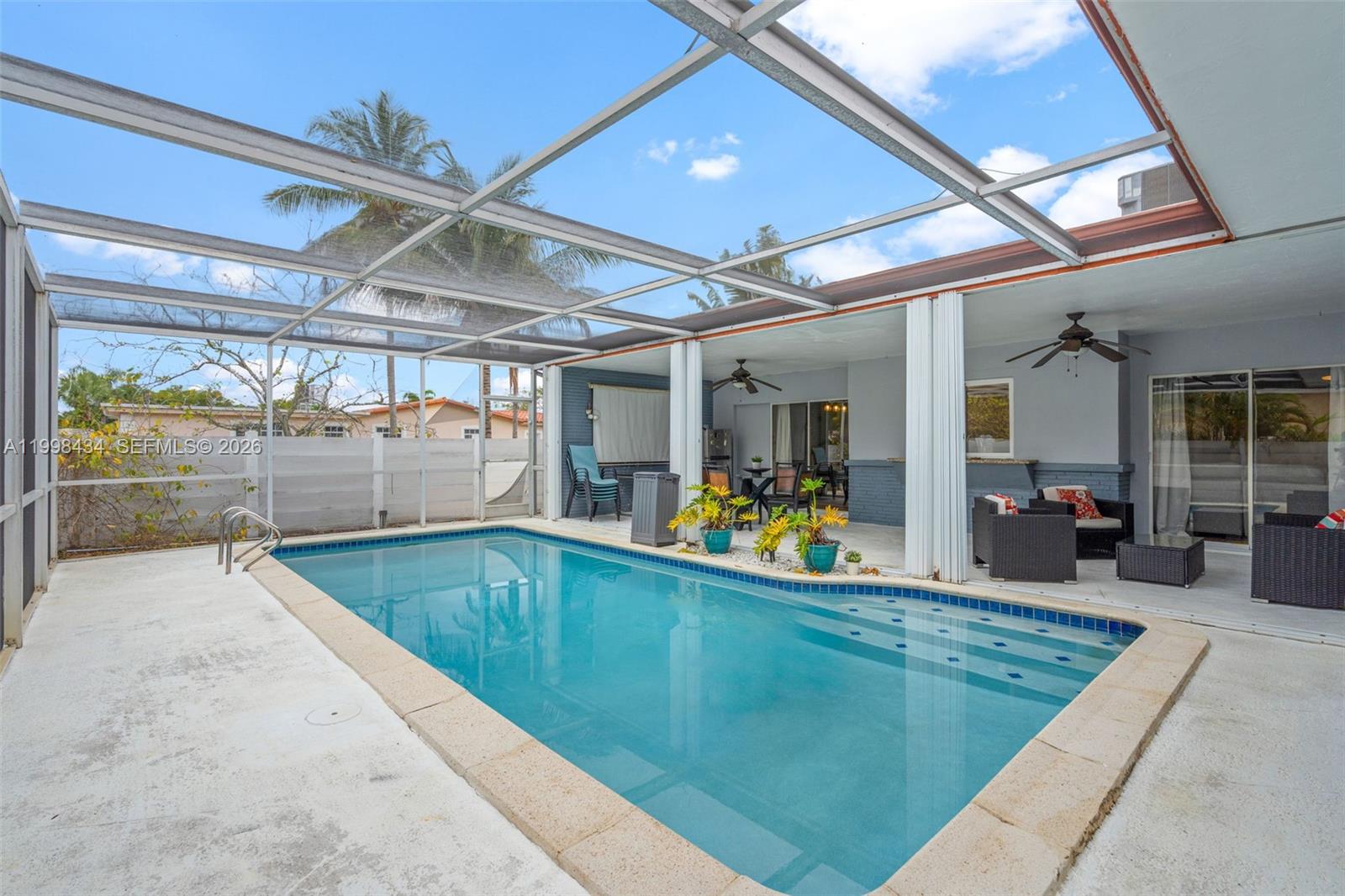 HOLLYWOOD HILLS AMEN PLAT - Residential