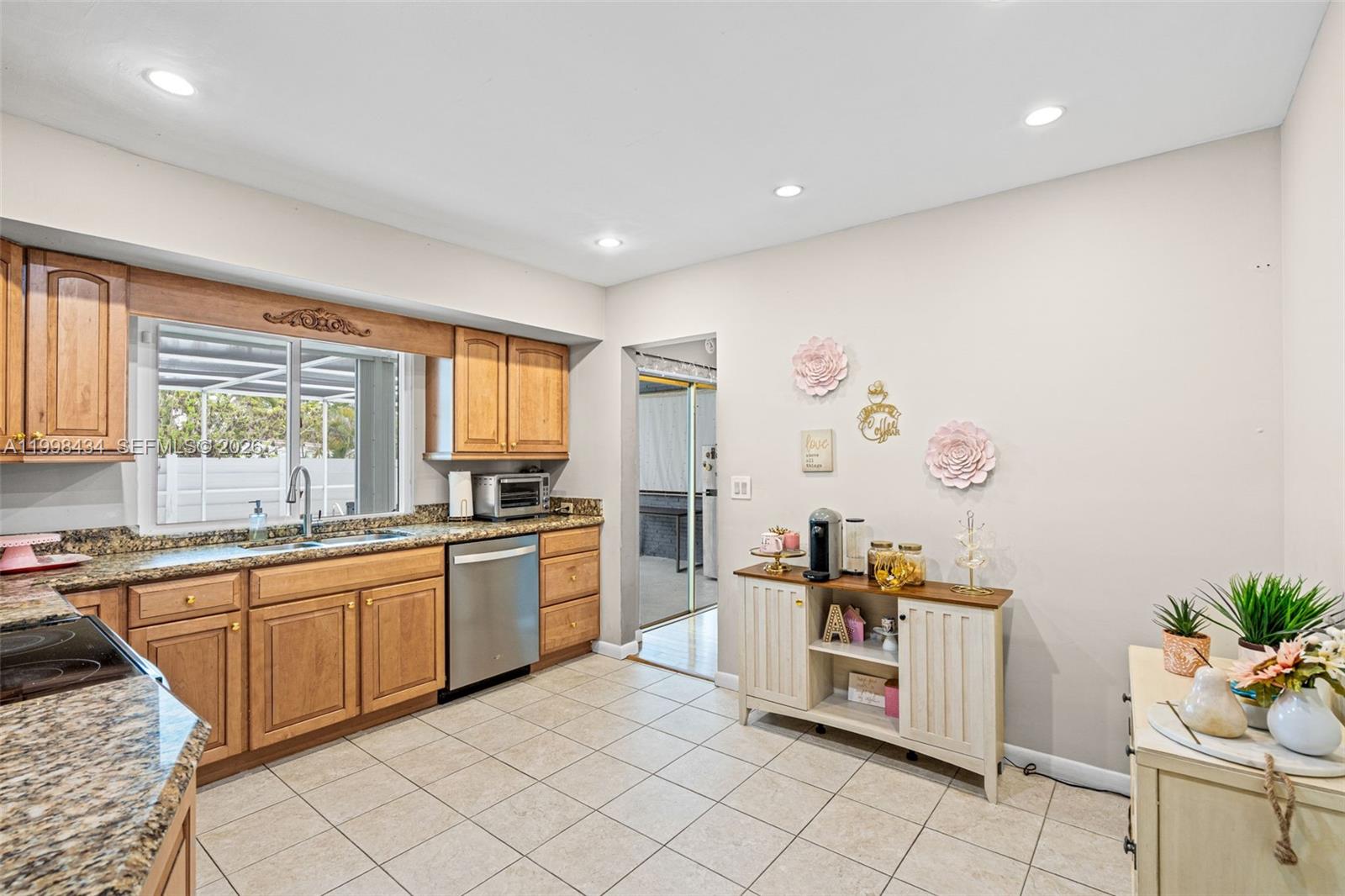 HOLLYWOOD HILLS AMEN PLAT - Residential