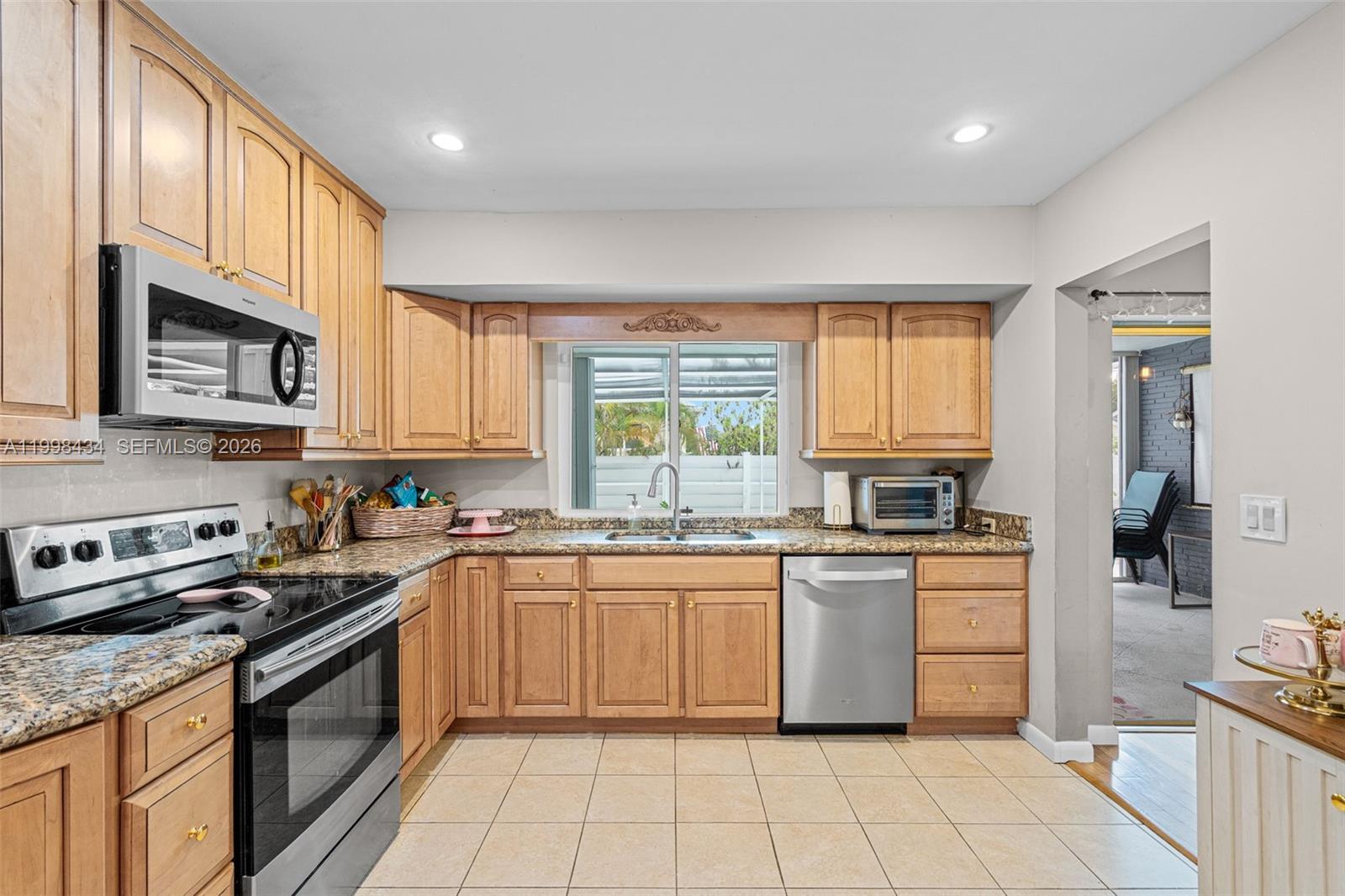 HOLLYWOOD HILLS AMEN PLAT - Residential