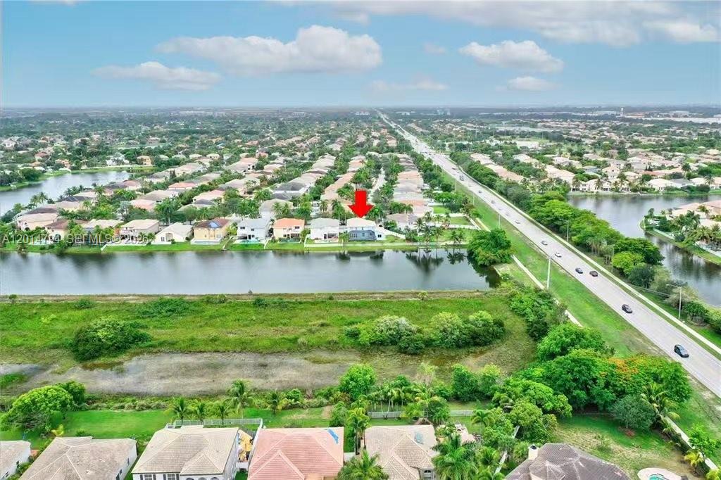 HEFTLER HOMES AT PEMBROKE - Residential