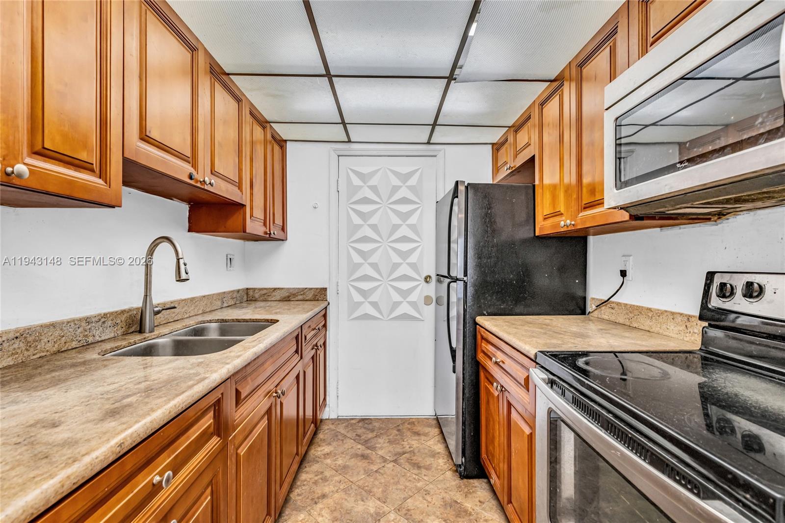 LEISURE BEACH CONDO - Residential