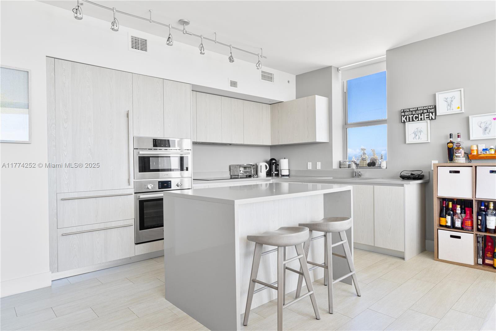 View photos, virtual tours, details... 4010 S Ocean Dr T3609