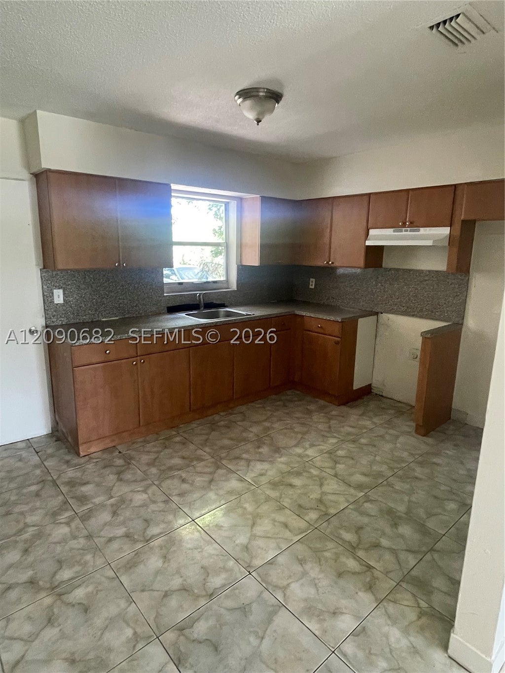 Photo of 417 NW 40th St #417, Oakland Park, FL 33309 (MLS # A12090682)