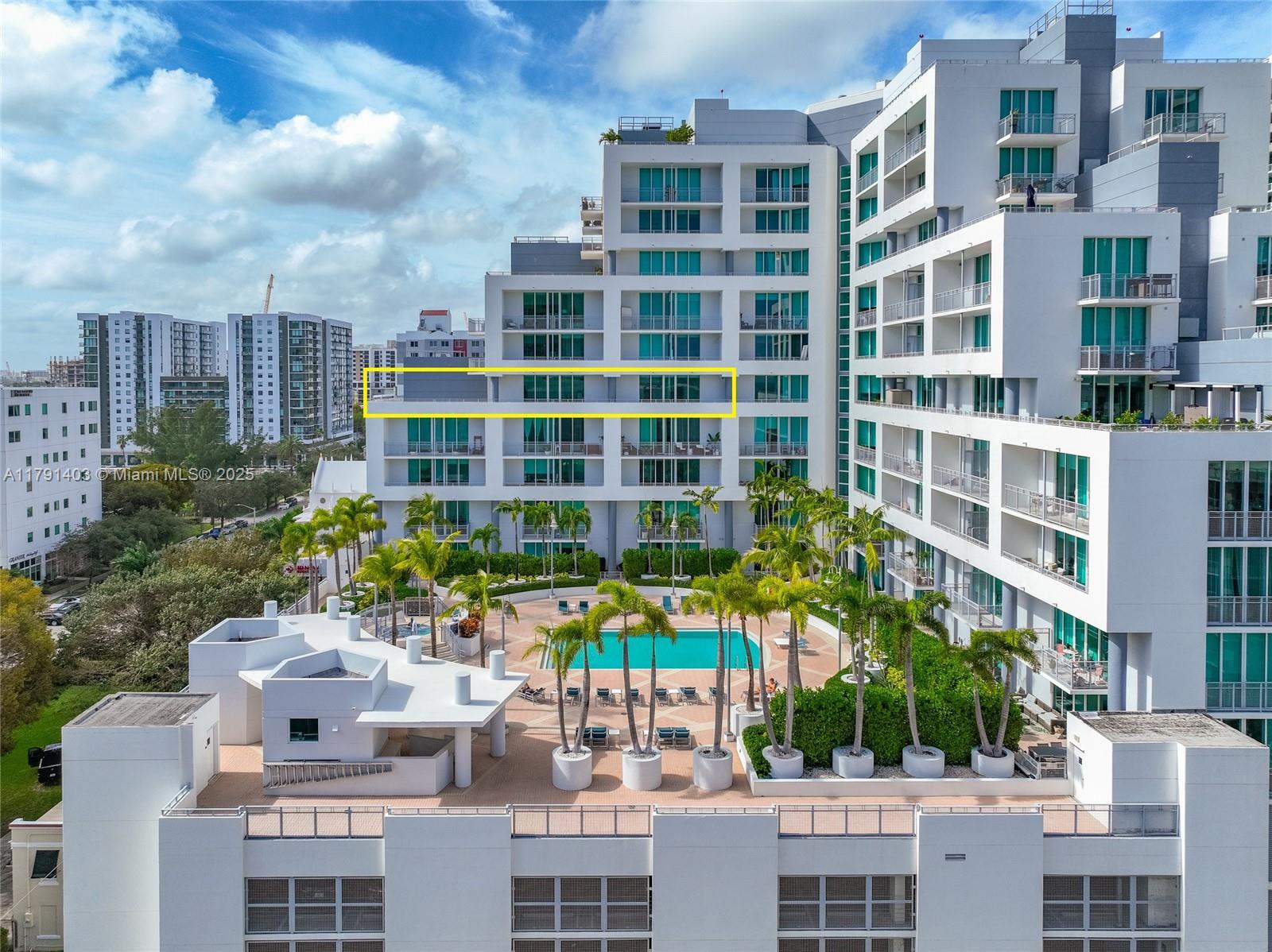 CITY 24 CONDO - Residential