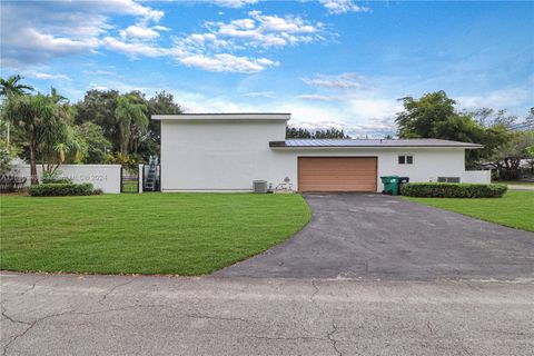 A home in Pinecrest