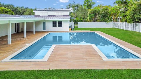 A home in Pinecrest