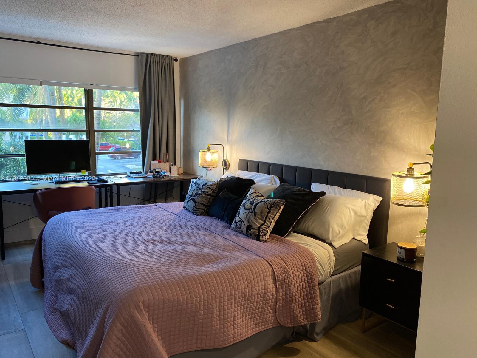 GALEN BREAKERS CONDOMINIU - Residential Lease