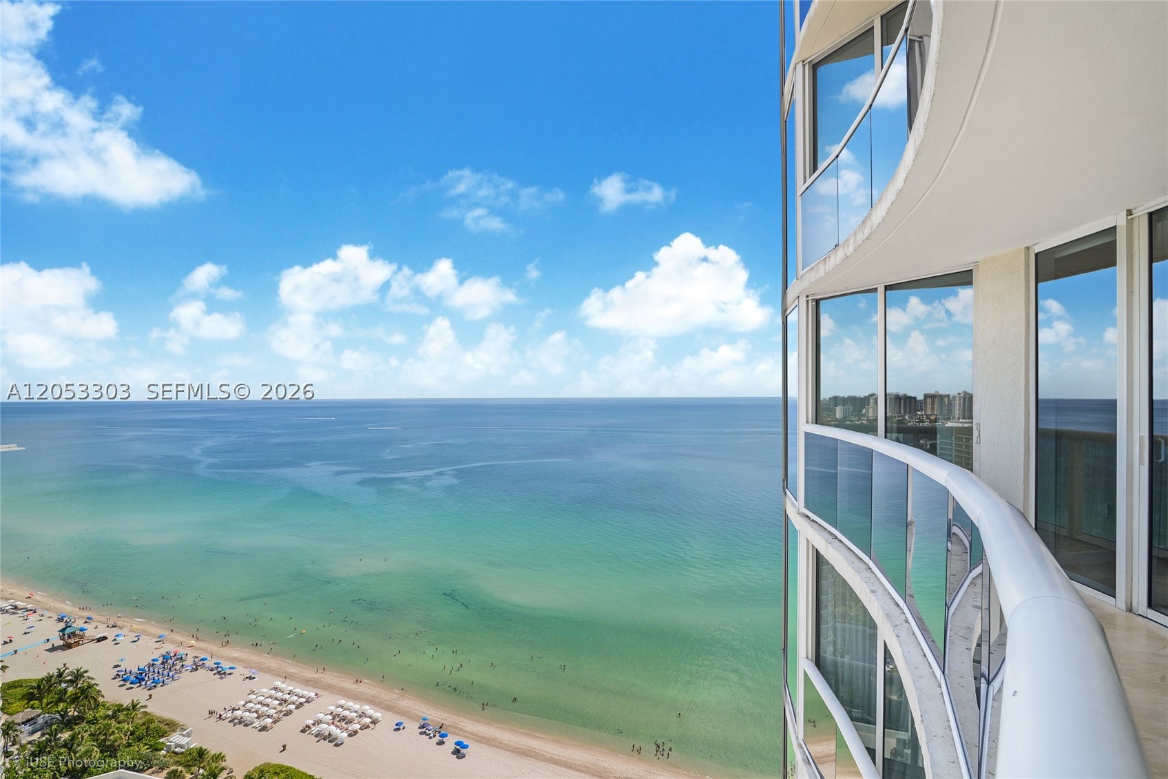 17201 Collins Ave 2502