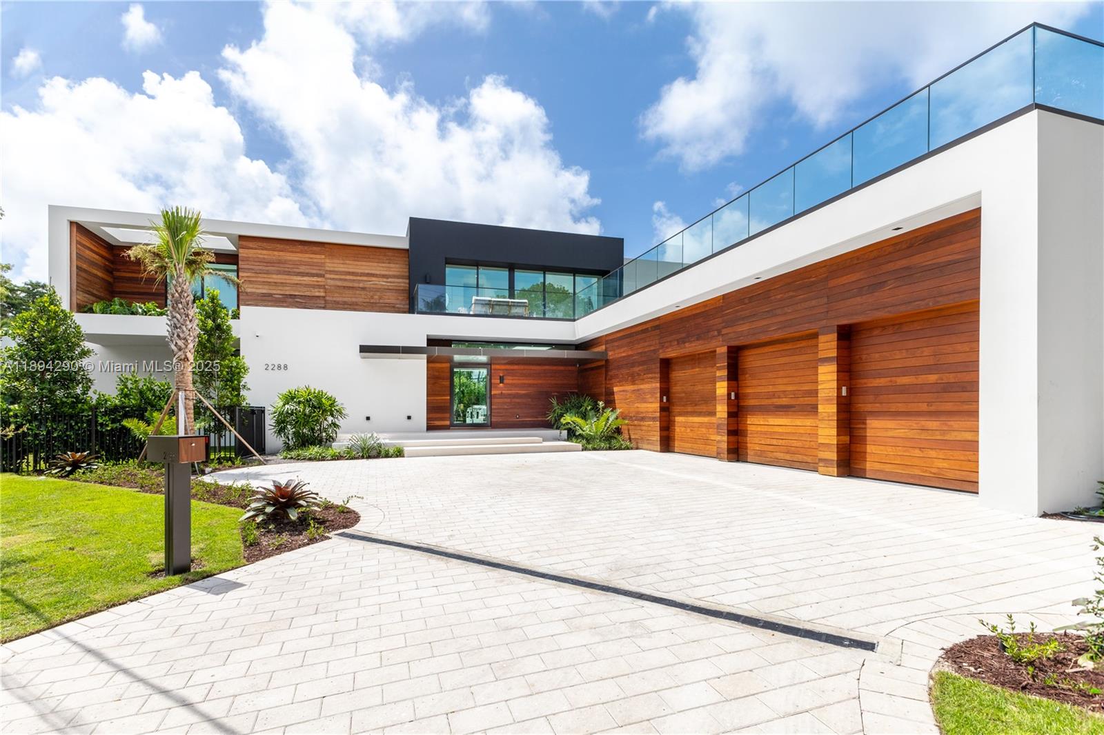 SUNSET ISLANDS-ISLAND NO - Residential Lease