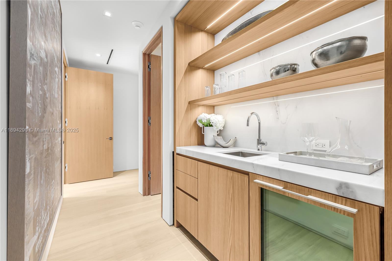 SUNSET ISLANDS-ISLAND NO - Residential Lease