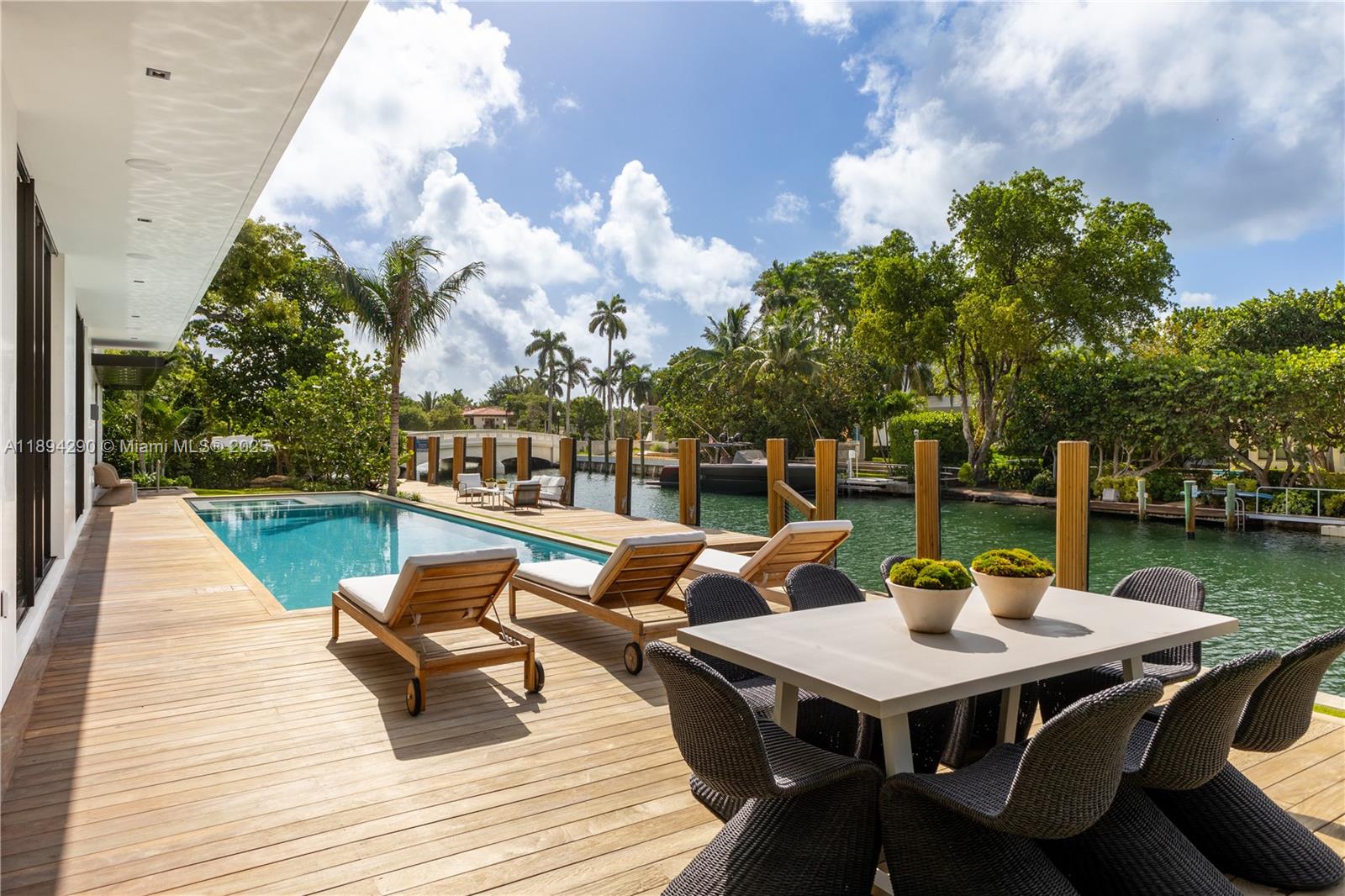 SUNSET ISLANDS-ISLAND NO - Residential Lease