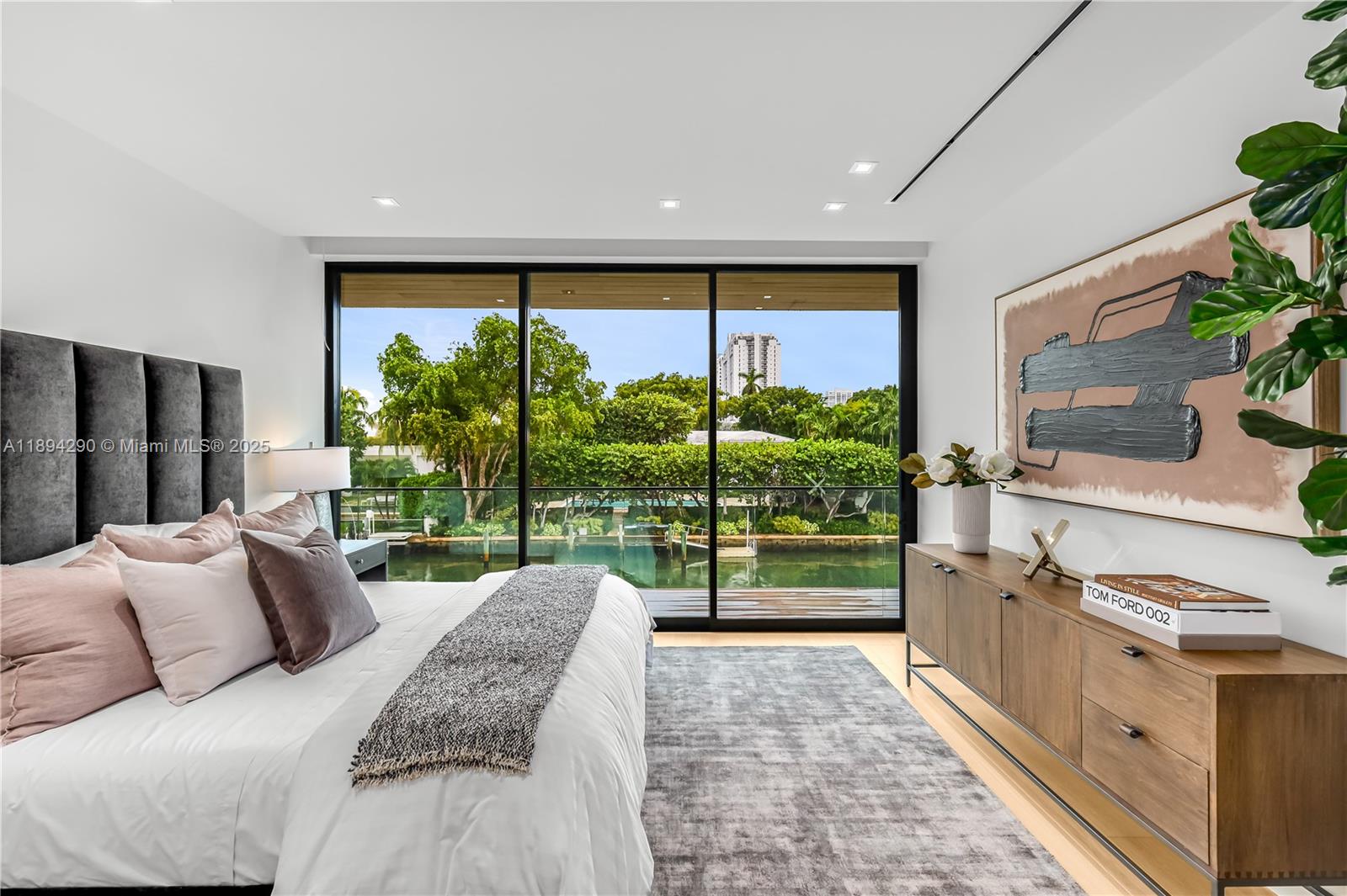 SUNSET ISLANDS-ISLAND NO - Residential Lease