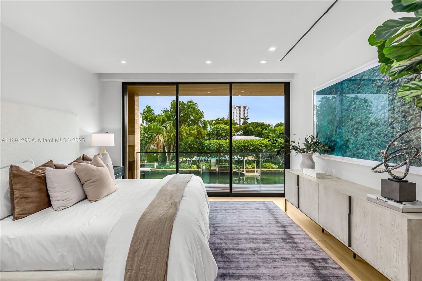 SUNSET ISLANDS-ISLAND NO - Residential Lease