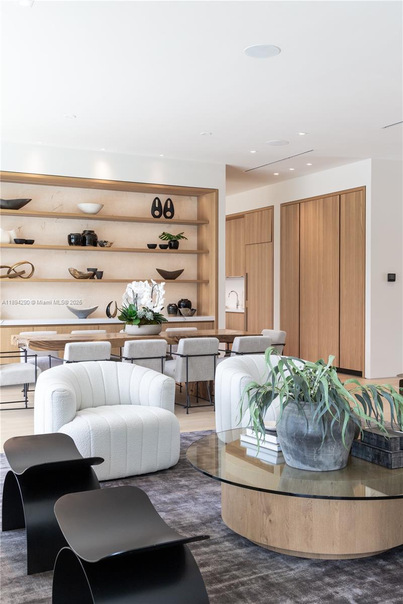 SUNSET ISLANDS-ISLAND NO - Residential Lease