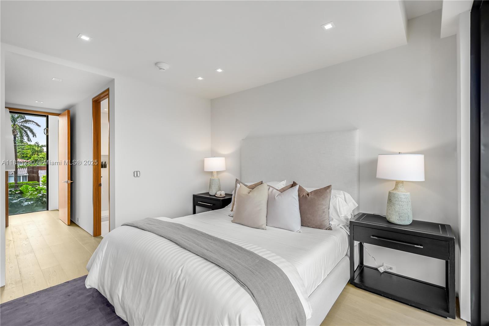 SUNSET ISLANDS-ISLAND NO - Residential Lease