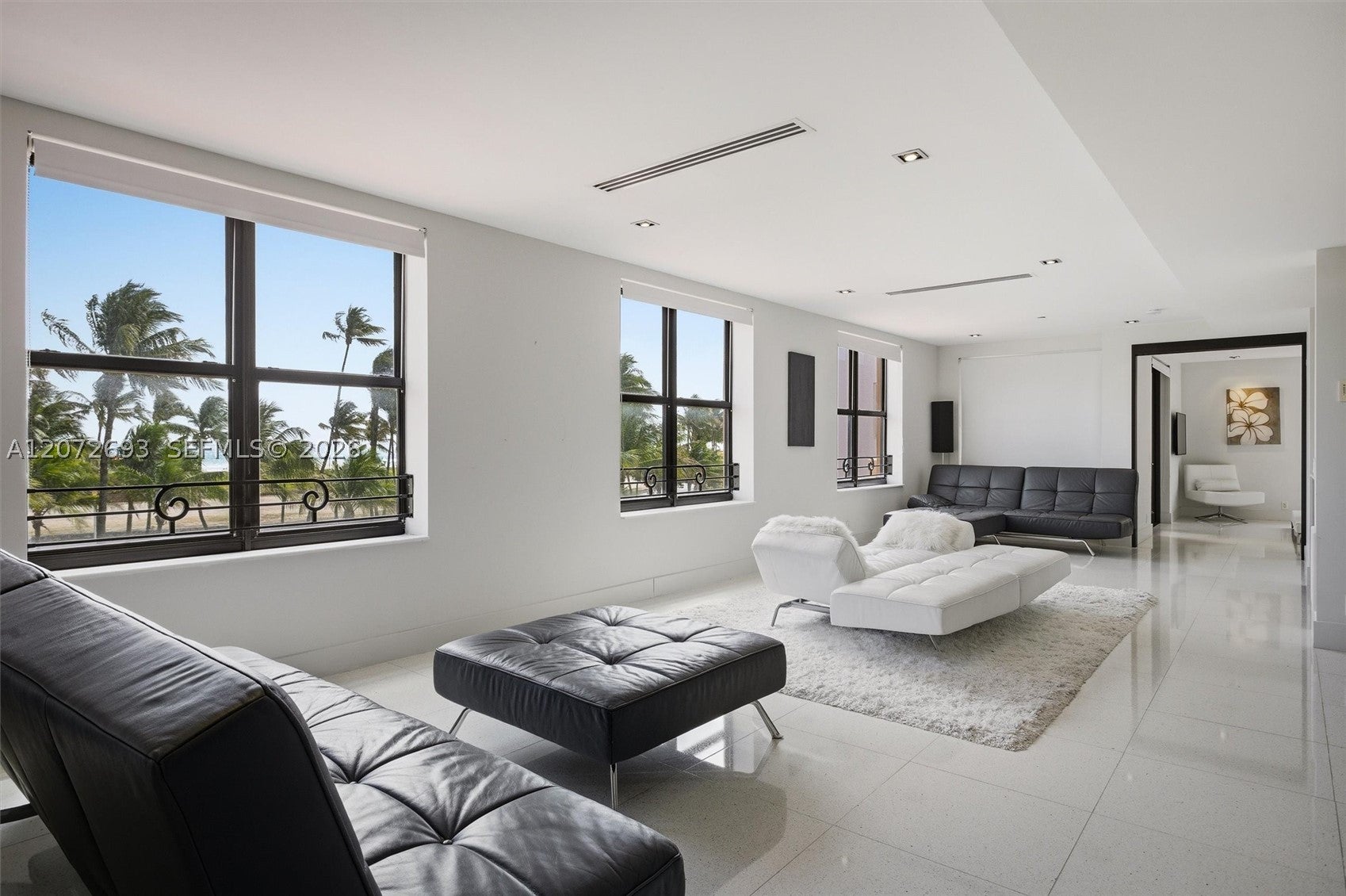 1330 Ocean Dr 3CA, Miami Beach, FL, 33139/$2,990,000 3 1330 Ocean Dr 3CA