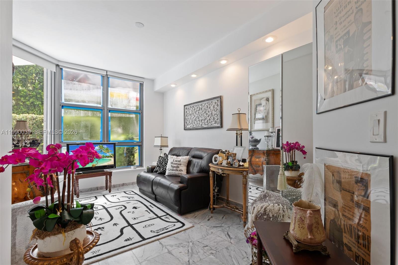 MYSTIC POINTE TOWER 500 C - Residential