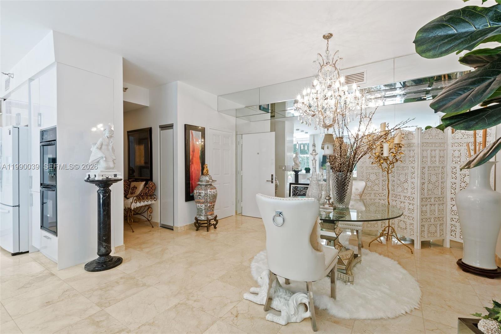 MYSTIC POINTE TOWER 500 C - Residential