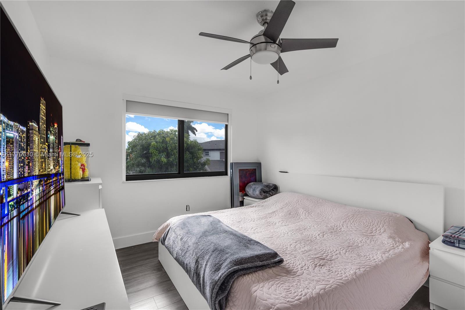 HIGHLANDS AT KENDALL 1ST - Residential