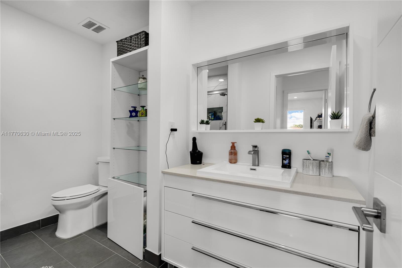 HIGHLANDS AT KENDALL 1ST - Residential