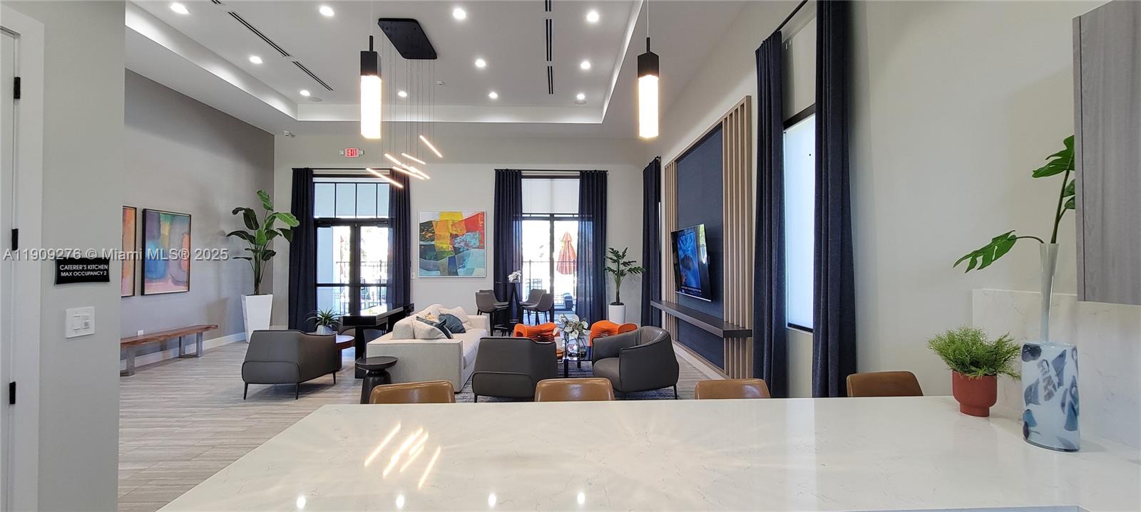 PINE VISTA - Residential Lease