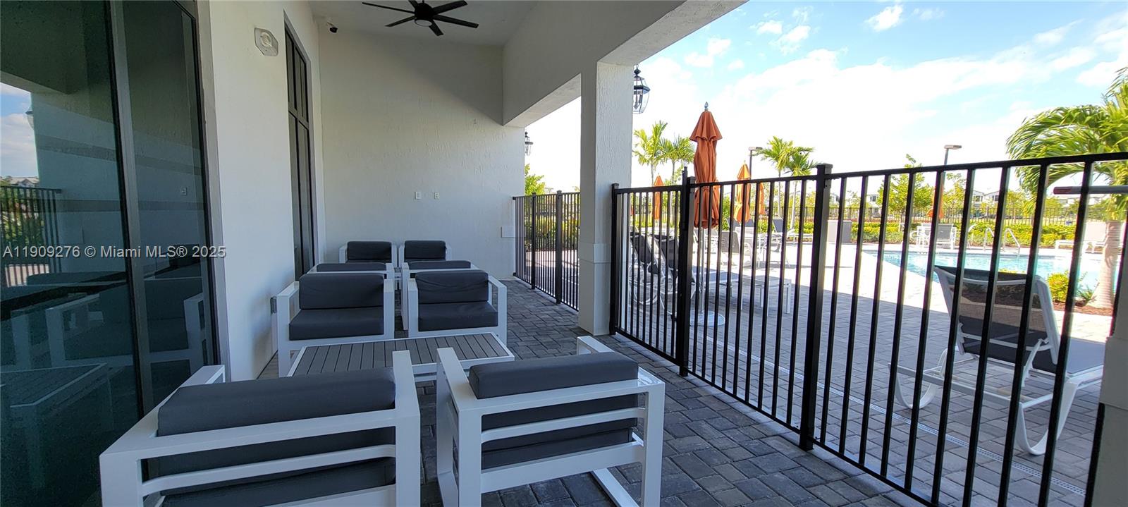 PINE VISTA - Residential Lease