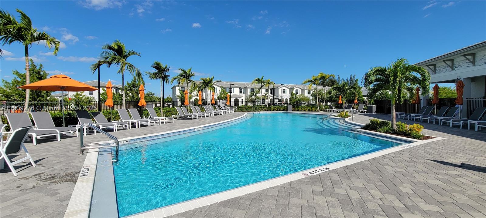 PINE VISTA - Residential Lease