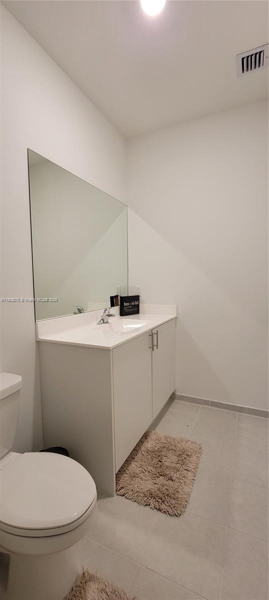 PINE VISTA - Residential Lease