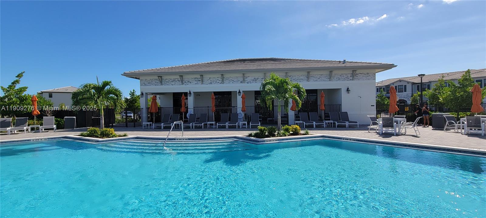 PINE VISTA - Residential Lease