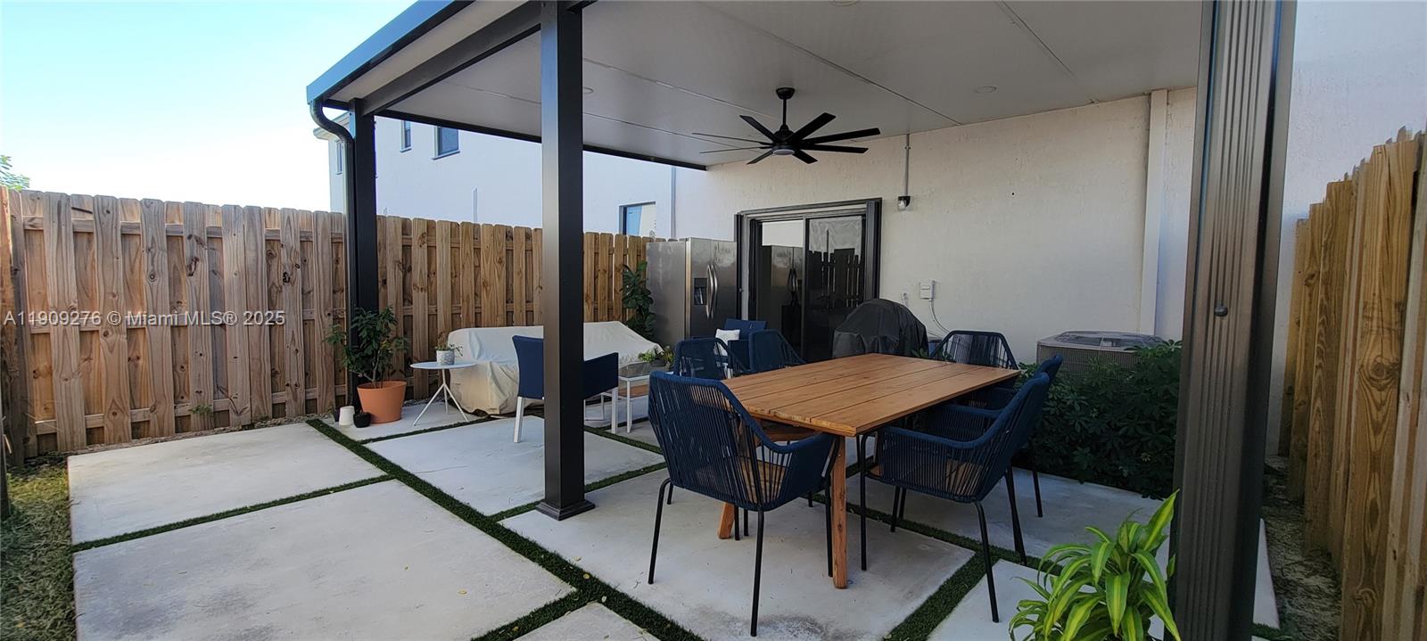 PINE VISTA - Residential Lease