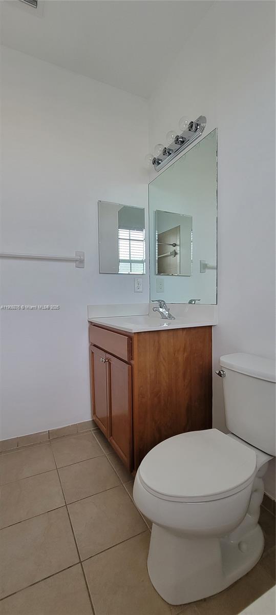 PINE VISTA - Residential Lease