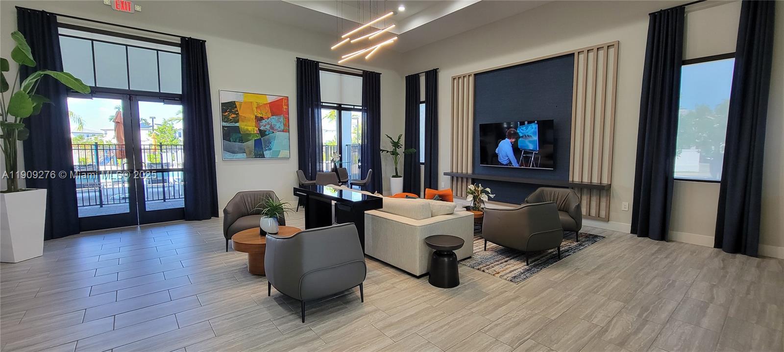 PINE VISTA - Residential Lease