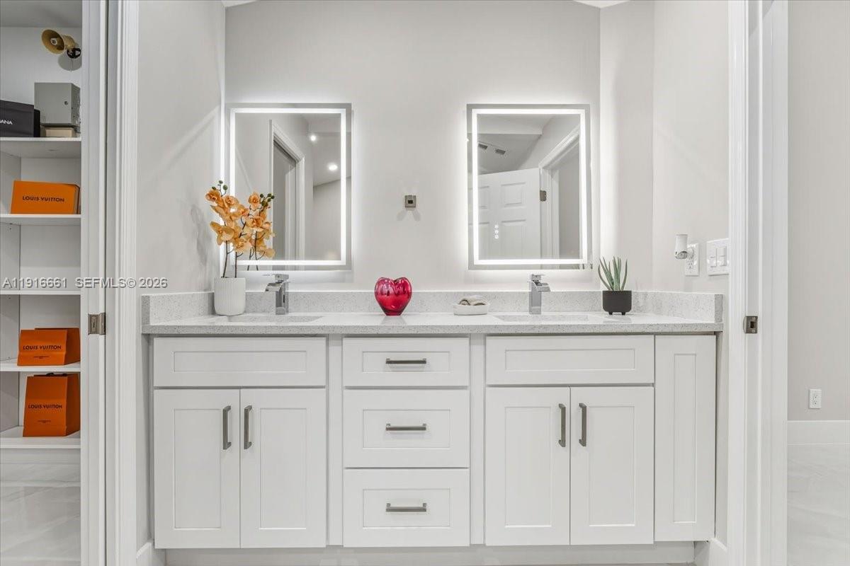 MERIDIANA AT BOCA POINTE - Residential