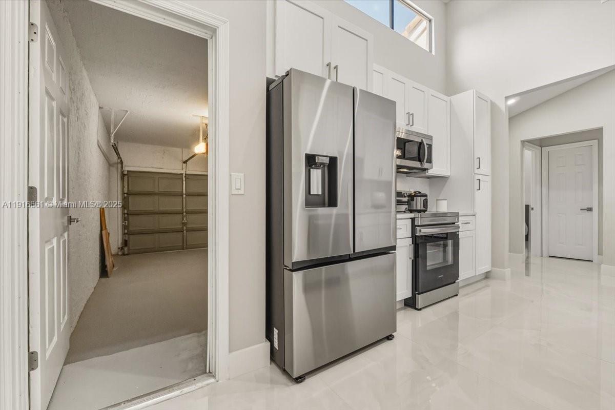 MERIDIANA AT BOCA POINTE - Residential