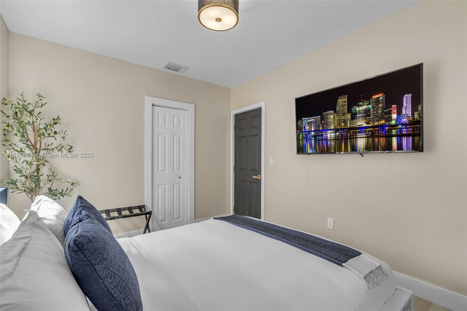 ALLAPATTAH PARK - Residential