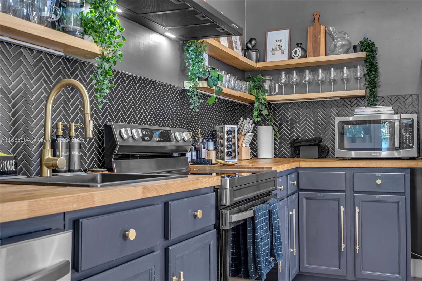 ALLAPATTAH PARK - Residential