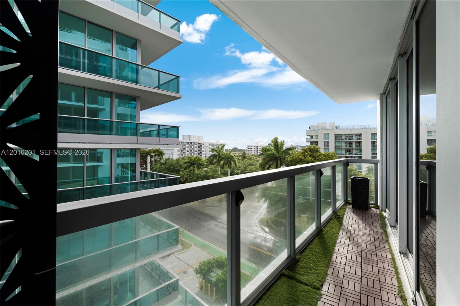 THE IVORY RESIDENCE CONDO - Residential Lease
