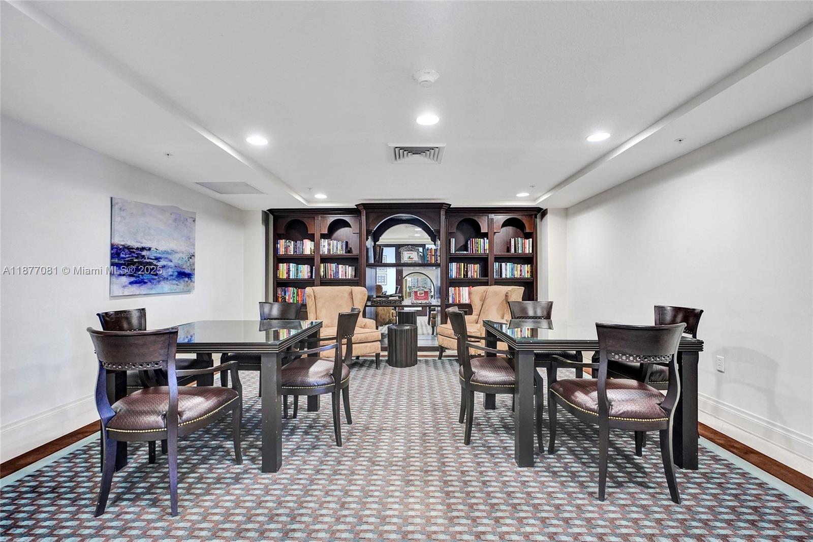 JACKSON TOWER LAS OLAS CO - Residential