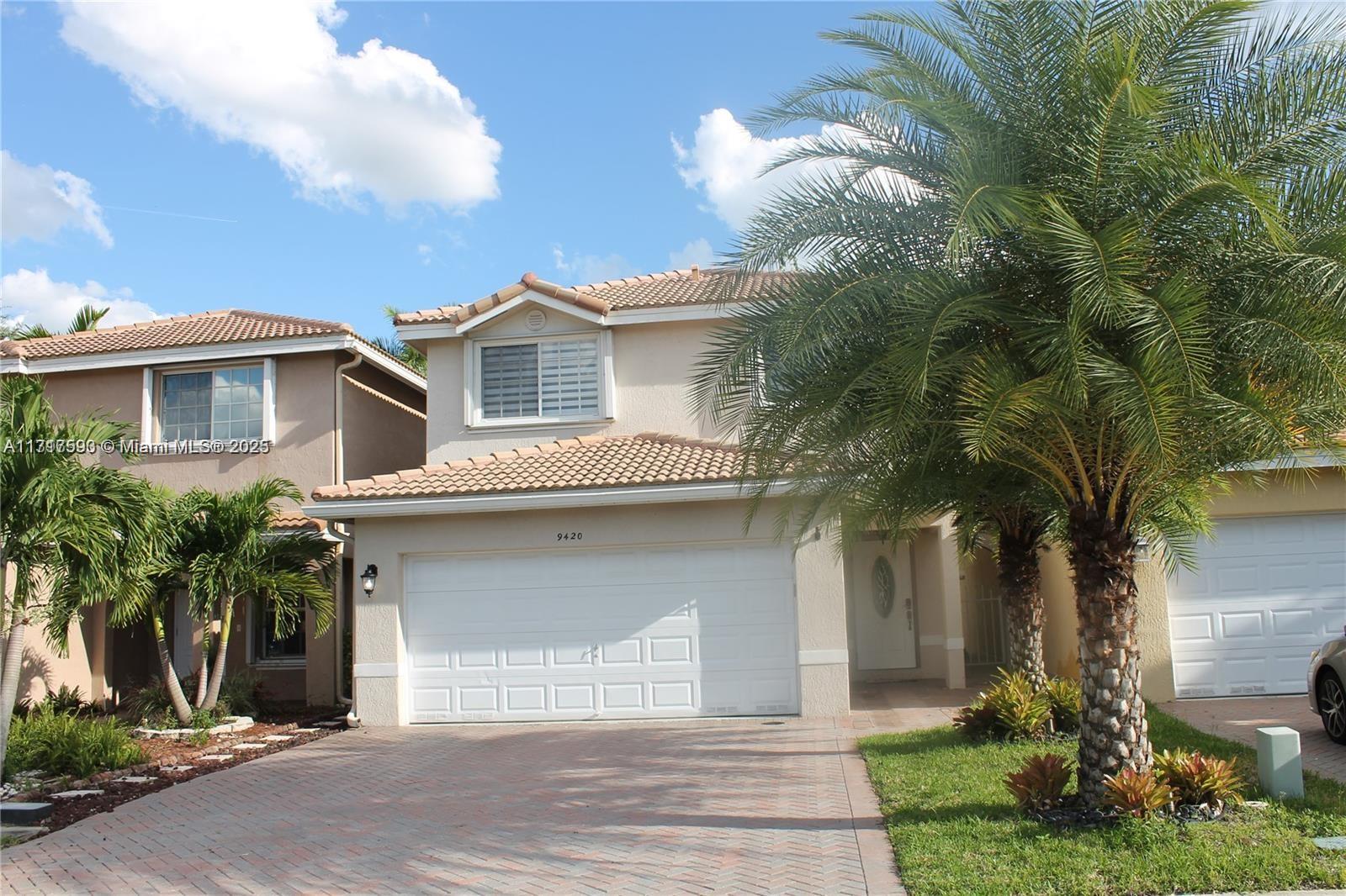 Property for Sale at 9420 Nw 55th St, Sunrise, Miami-Dade County, Florida - Bedrooms: 3 
Bathrooms: 3  - $545,000