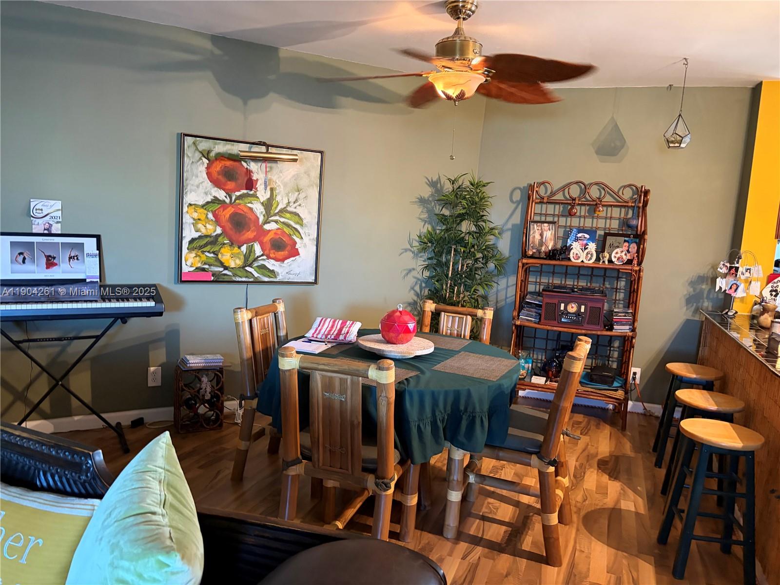 FIFTH MOORINGS CONDO - Residential