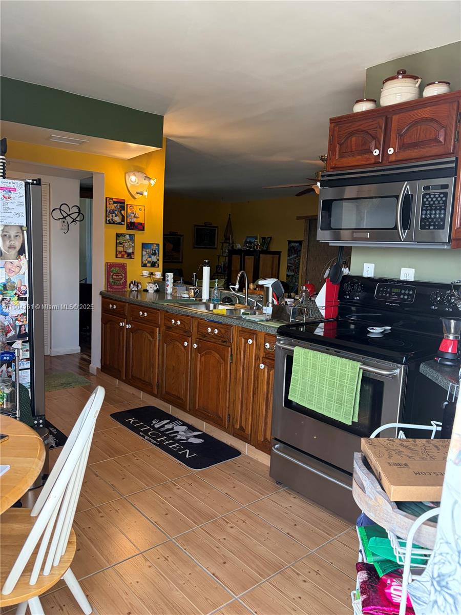 FIFTH MOORINGS CONDO - Residential