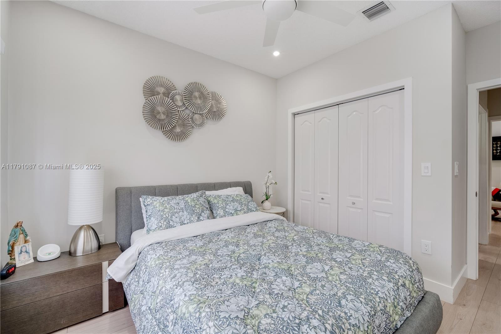 DORAL LANDINGS EAST - Residential