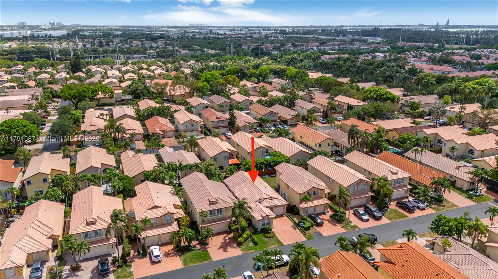 DORAL LANDINGS EAST - Residential