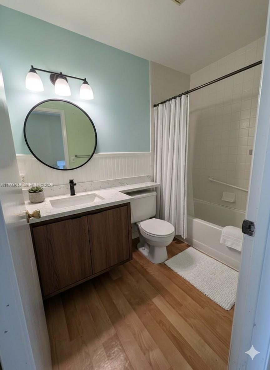 PALM CLUB WEST VILLAGE 1 - Residential