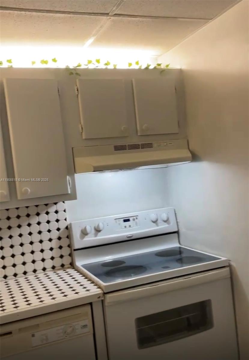 WOODSIDE APTS CONDO - Residential Lease