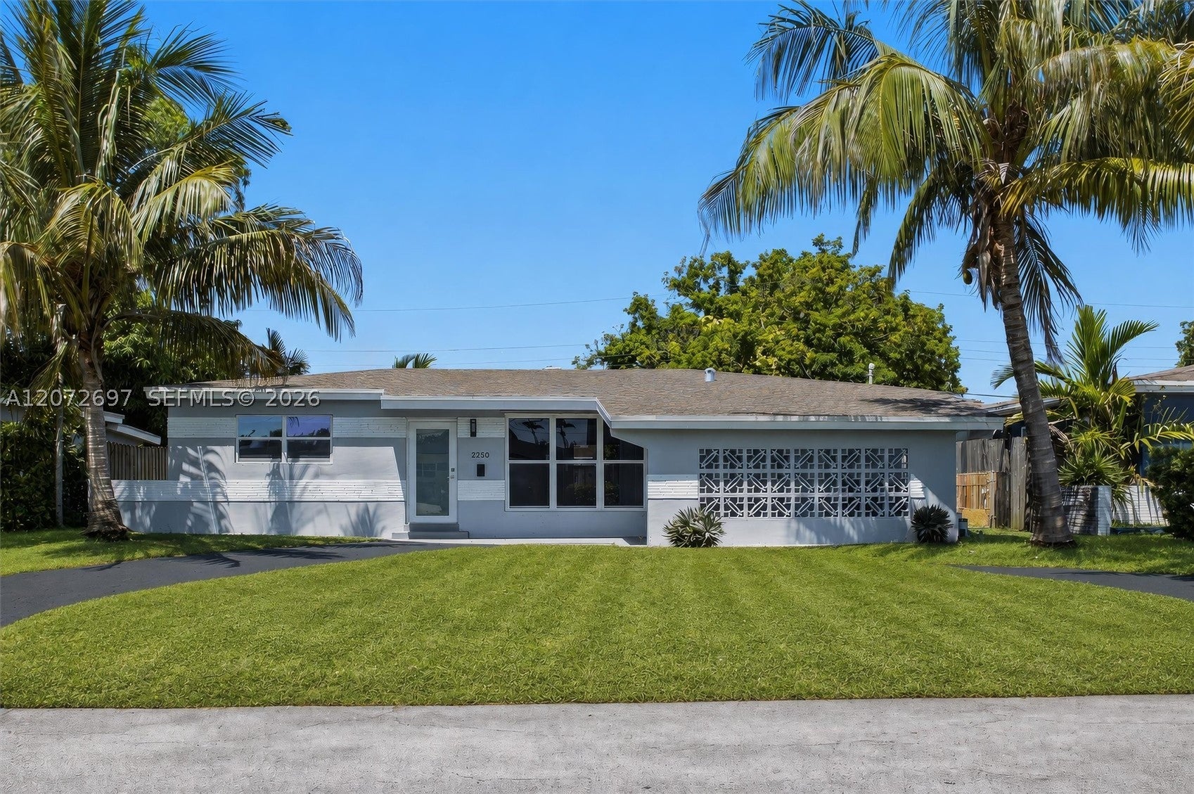 2250 Gulfstream Dr